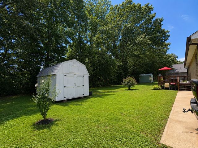 656 Kendra Dr, Smithville, TN 37166