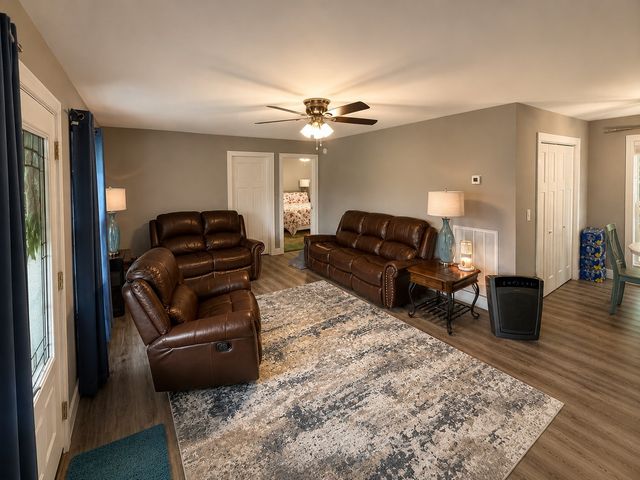 656 Kendra Dr, Smithville, TN 37166