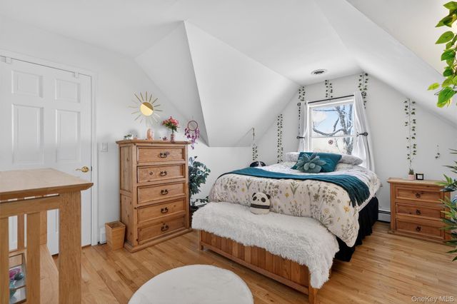 18 Almond Tree Lane, Warwick, NY 10990