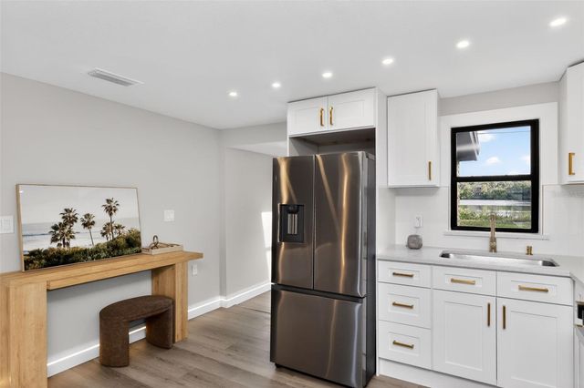 4929 LARGO TERRACE, New Port Richey, FL 34652