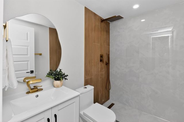 4929 LARGO TERRACE, New Port Richey, FL 34652