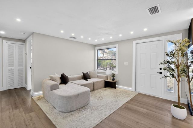 4929 LARGO TERRACE, New Port Richey, FL 34652