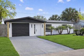 4929 LARGO TERRACE, New Port Richey, FL 34652