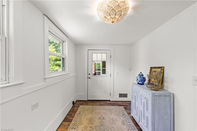 8066 Broad Street, Rural Hall, NC 27045