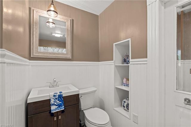 8066 Broad Street, Rural Hall, NC 27045