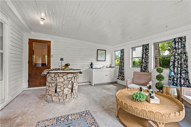 8066 Broad Street, Rural Hall, NC 27045