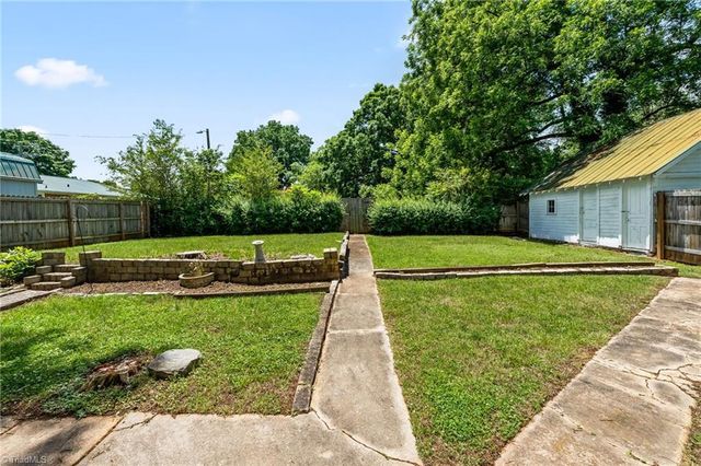 8066 Broad Street, Rural Hall, NC 27045