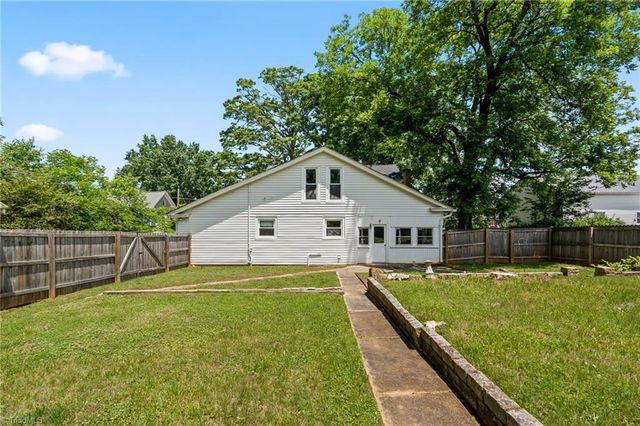 8066 Broad Street, Rural Hall, NC 27045