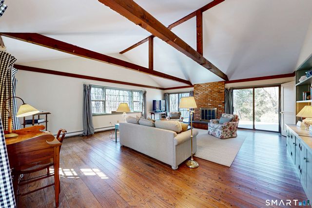 170 Boggs Hill Road, Newtown, CT 06470