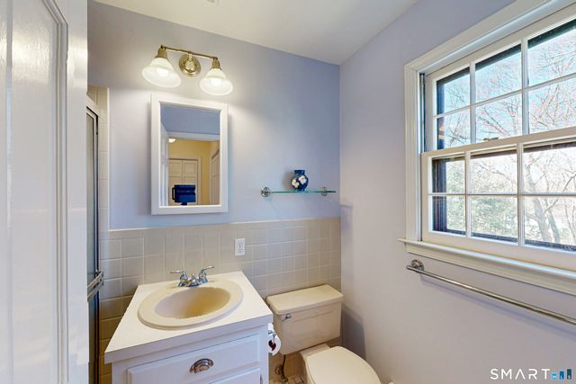 170 Boggs Hill Road, Newtown, CT 06470