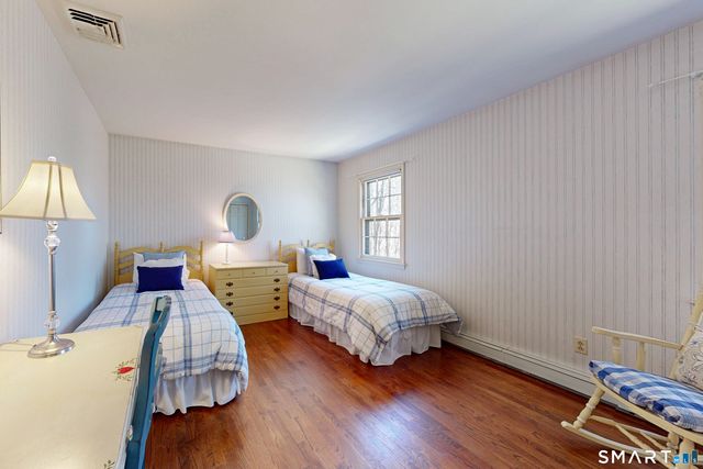170 Boggs Hill Road, Newtown, CT 06470