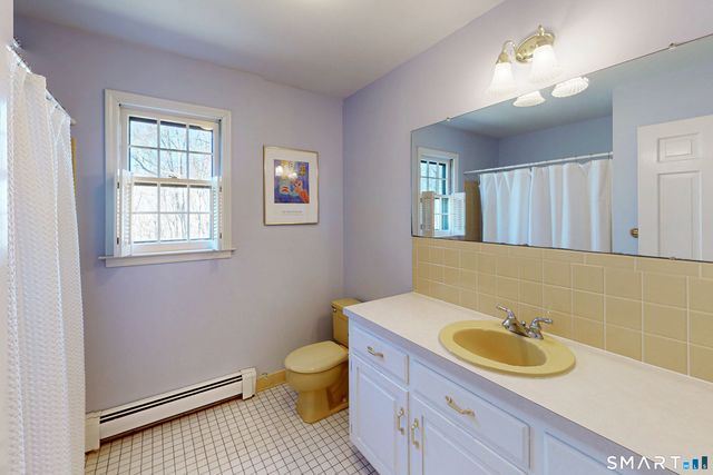170 Boggs Hill Road, Newtown, CT 06470