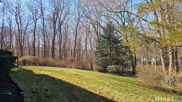 170 Boggs Hill Road, Newtown, CT 06470