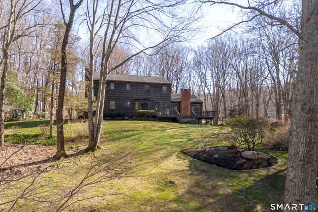 170 Boggs Hill Road, Newtown, CT 06470