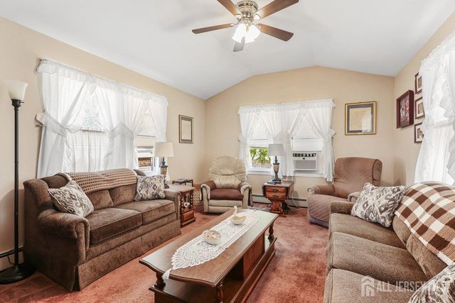 8 N Chestnut Street, Hazlet, NJ 07730