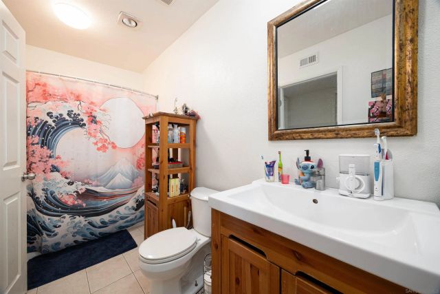 969 Marlin Dr, Vista, CA 92084