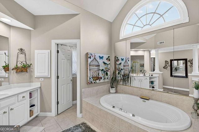 200 Pebble Beach Drive, Fayetteville, GA 30215