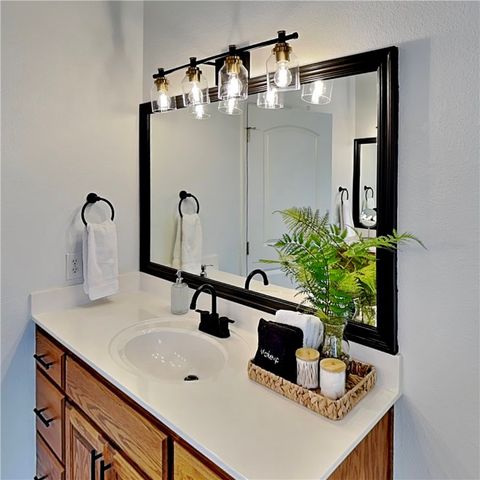 2 Didcot Lane, Bella Vista, AR 72714