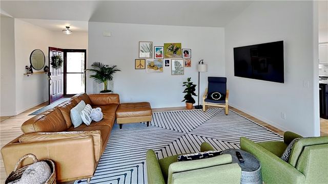 2 Didcot Lane, Bella Vista, AR 72714