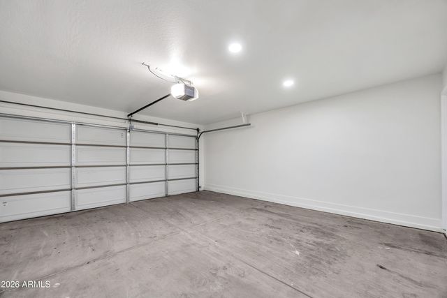 2642 E HARTFORD Avenue, Phoenix, AZ 85032