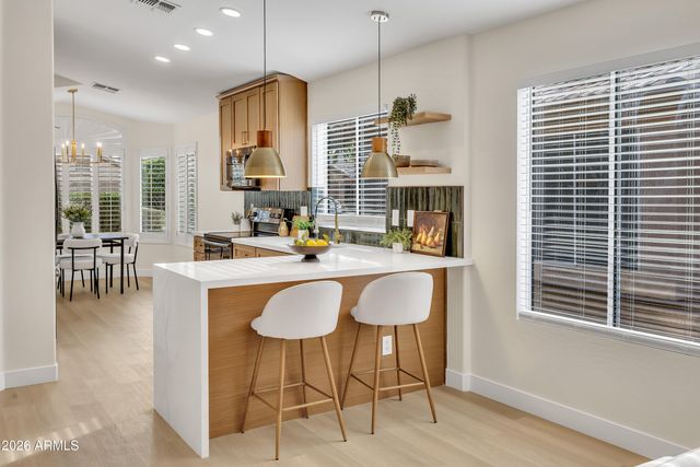 2642 E HARTFORD Avenue, Phoenix, AZ 85032