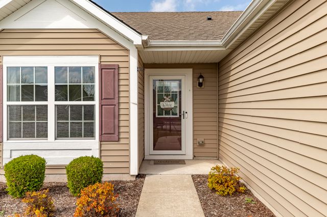 15402 W 102nd Place, Dyer, IN 46311