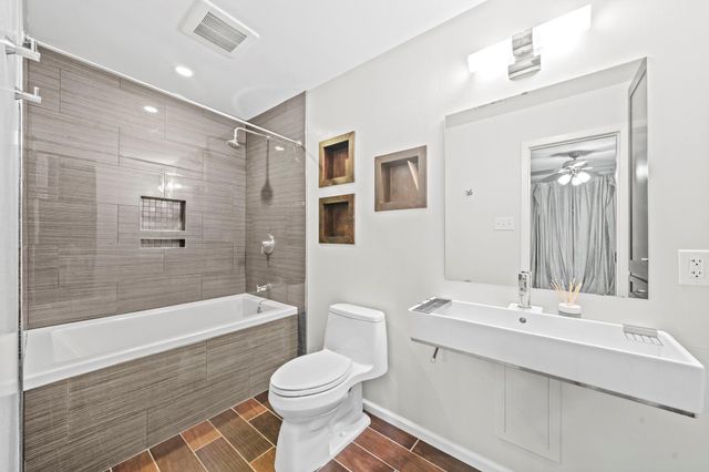 2303 Briar West Boulevard 2303, Houston, TX 77077