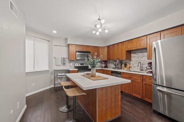 2303 Briar West Boulevard 2303, Houston, TX 77077