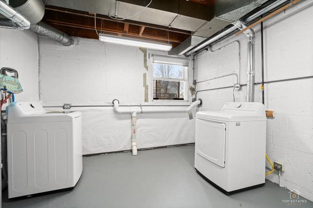 114 N Salem Avenue, Arlington Heights, IL 60005