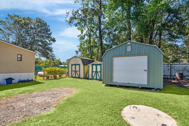 23652 W Heritage Oaks Drive, Porter, TX 77365