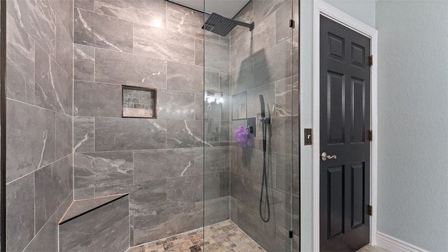 14 Hessle Circle, Bella Vista, AR 72714
