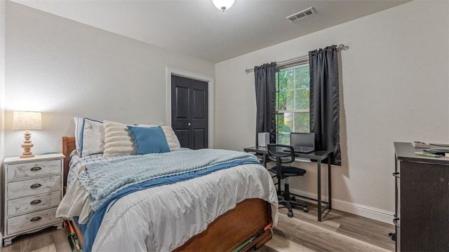 14 Hessle Circle, Bella Vista, AR 72714