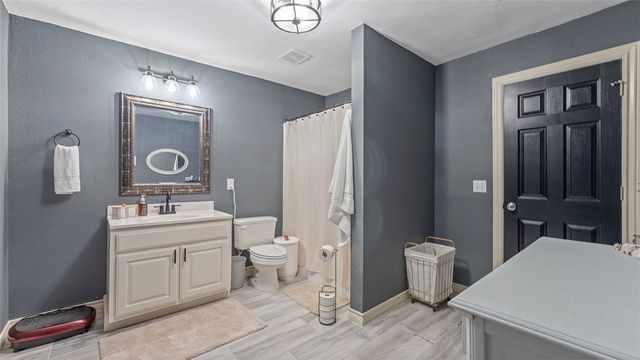 14 Hessle Circle, Bella Vista, AR 72714