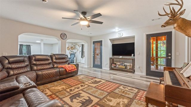 14 Hessle Circle, Bella Vista, AR 72714