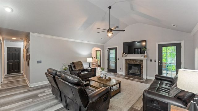 14 Hessle Circle, Bella Vista, AR 72714