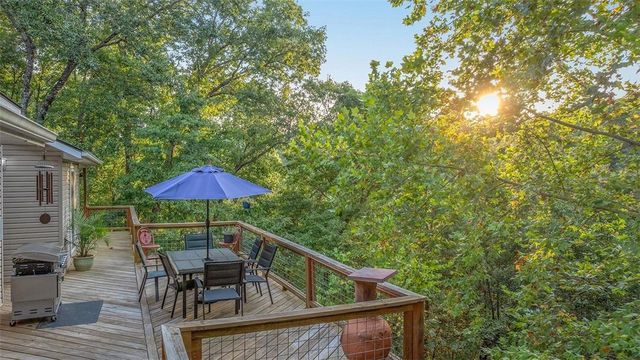 14 Hessle Circle, Bella Vista, AR 72714