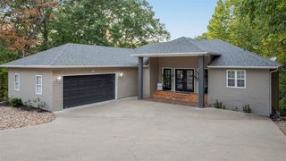 14 Hessle Circle, Bella Vista, AR 72714