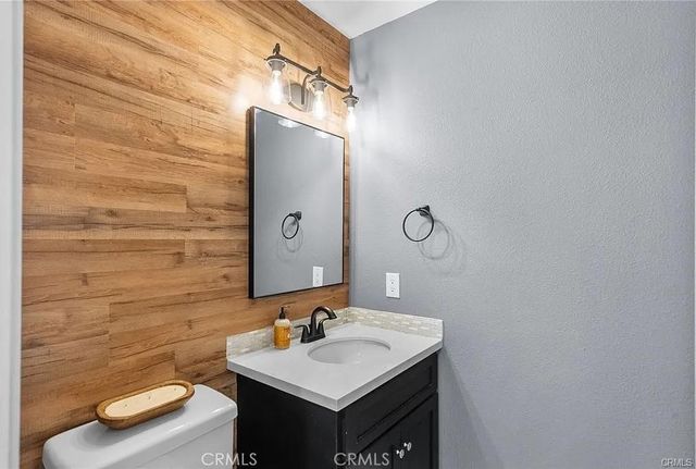 24644 Golfview Drive, Valencia, CA 91355