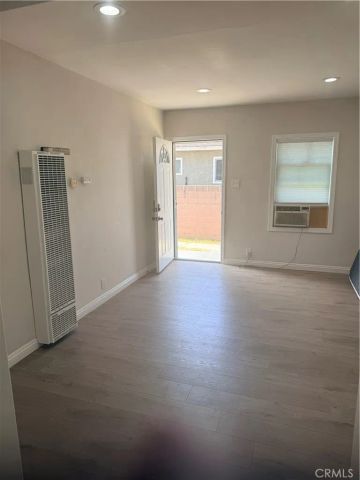932 McDonald Avenue, Wilmington, CA 90744