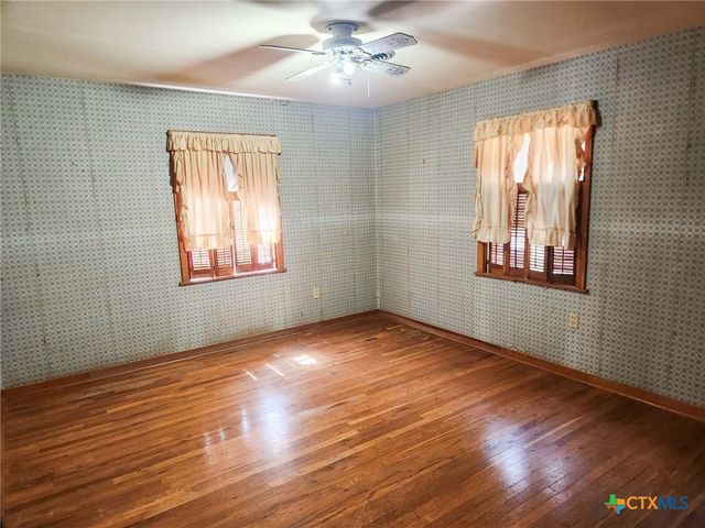 2331 Rogers Park Road, Belton, TX 76513