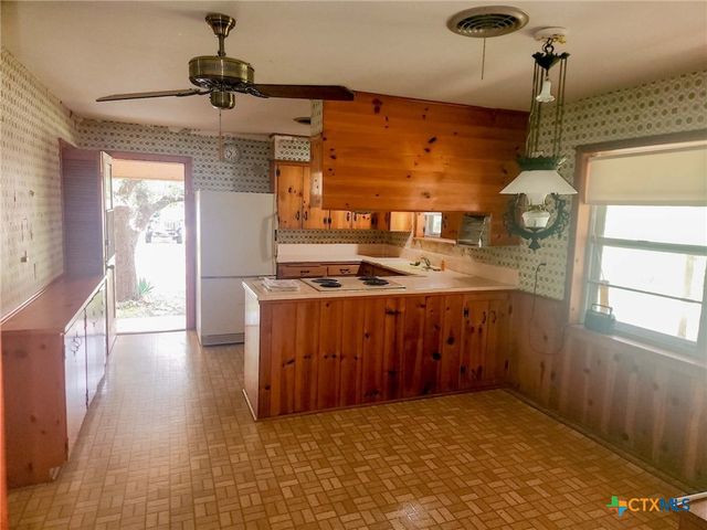 2331 Rogers Park Road, Belton, TX 76513