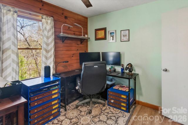 187 Cedarwood Drive, Waynesville, NC 28785