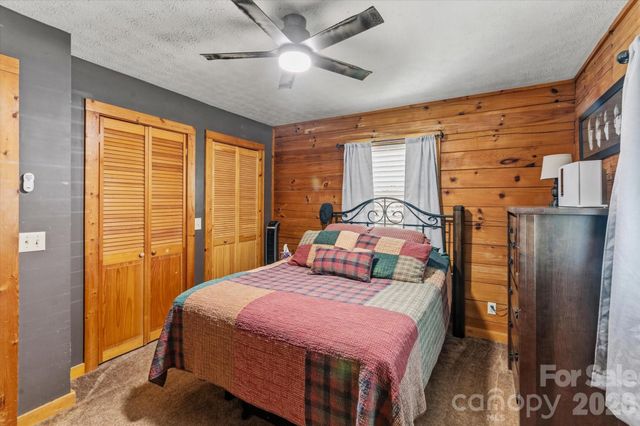 187 Cedarwood Drive, Waynesville, NC 28785