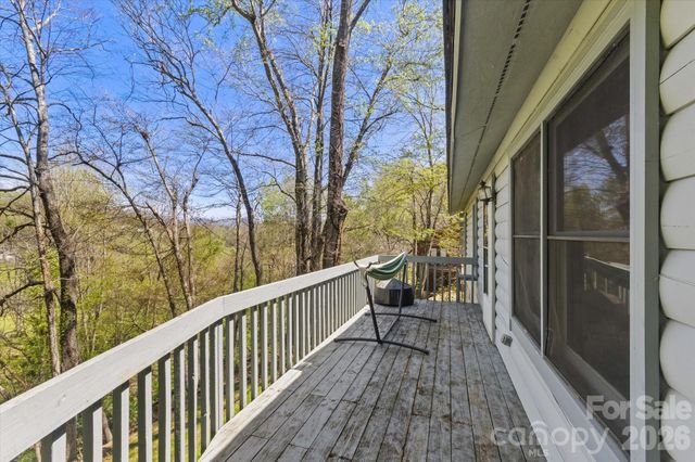 187 Cedarwood Drive, Waynesville, NC 28785