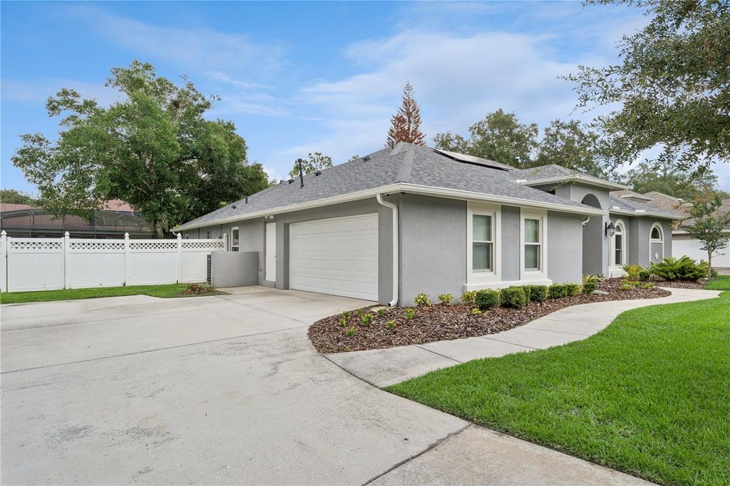 Image 20 of property listing at 4431 LITTLE WATER STREET, Orlando, FL 32817
