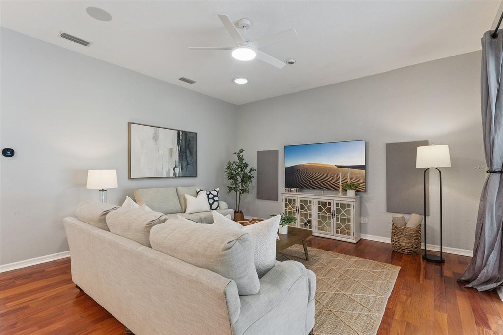 Image 34 of property listing at 4431 LITTLE WATER STREET, Orlando, FL 32817