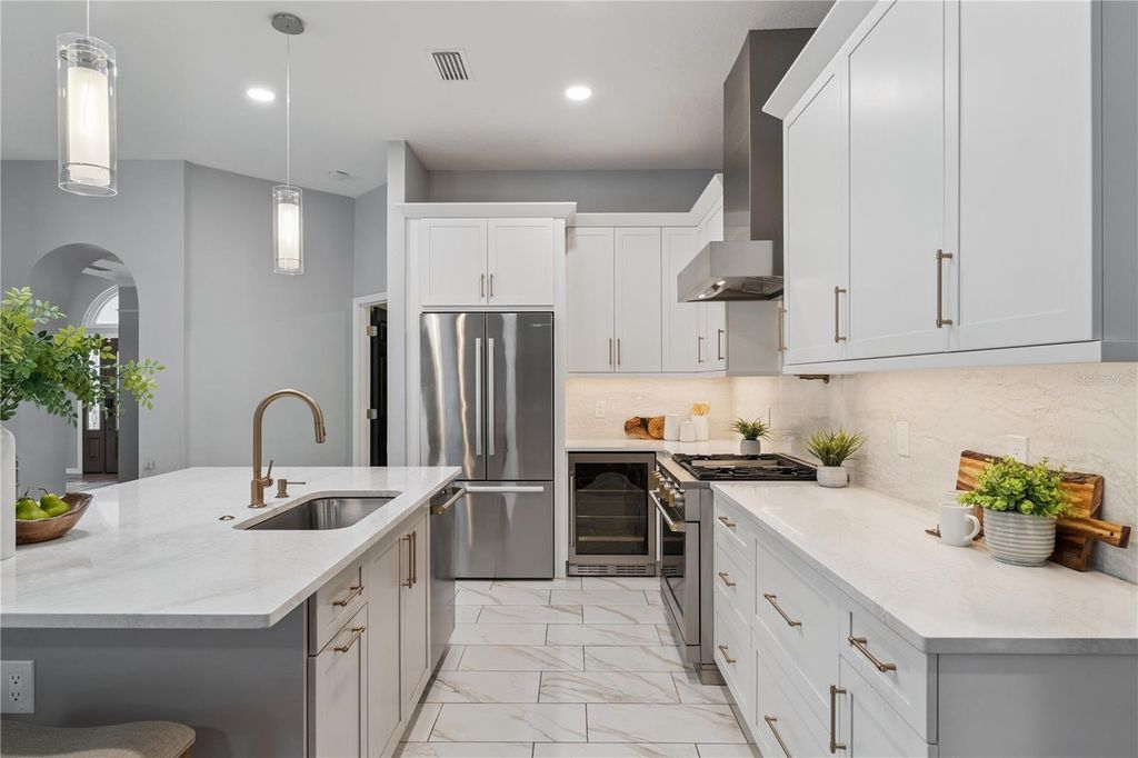 Image 5 of property listing at 4431 LITTLE WATER STREET, Orlando, FL 32817