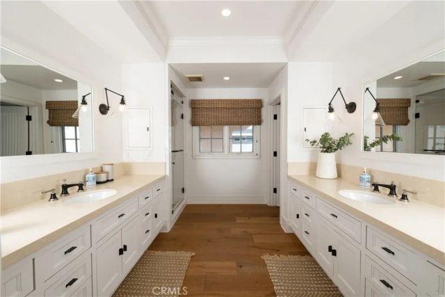 1228 W Oceanfront, Newport Beach, CA 92661