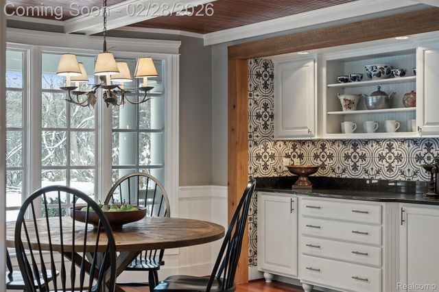 3460 Bloomcrest Drive, Bloomfield Hills, MI 48304
