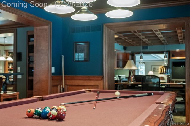 3460 Bloomcrest Drive, Bloomfield Hills, MI 48304